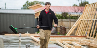 trenic team 4 400x200 72dpi (1)